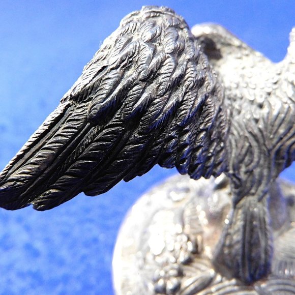 Vintage Eagle Paperweight Reed and Barton Silverplate - Picture 9 of 11